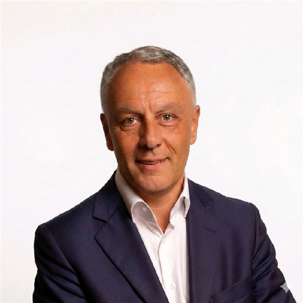 Michelangelo Suigo